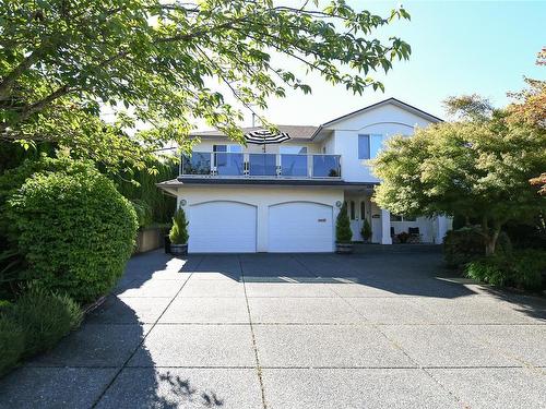 1380 Pheasant Pl, Courtenay, BC 