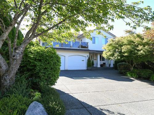 1380 Pheasant Pl, Courtenay, BC 