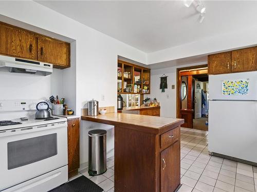 2217/2219 Vancouver St, Victoria, BC - Indoor Photo Showing Kitchen