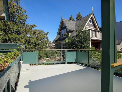 2217/2219 Vancouver St, Victoria, BC - Outdoor