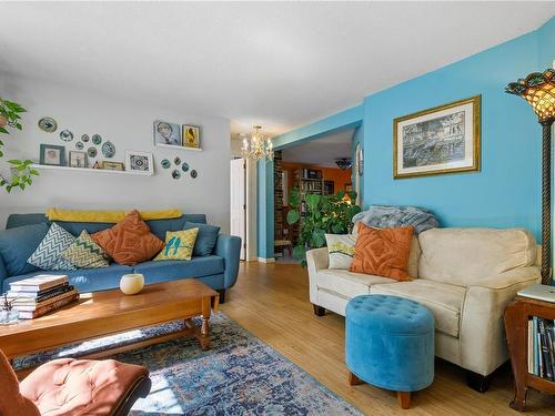 2217/2219 Vancouver St, Victoria, BC - Indoor Photo Showing Living Room