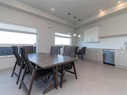 210-958 Pharoah Mews, Langford, BC - Indoor Photo Showing Dining Room