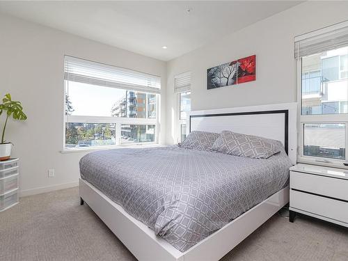 210-958 Pharoah Mews, Langford, BC - Indoor Photo Showing Bedroom