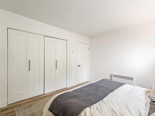 Master bedroom - 31 Rue Du Huard, Orford, QC - Indoor Photo Showing Bedroom