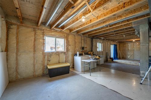 5830 Westwynd Drive, Falkland, BC - Indoor Photo Showing Basement