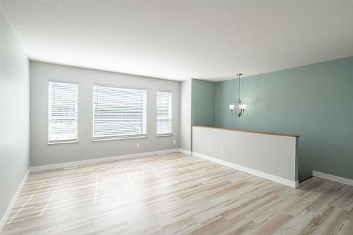 5830 Westwynd Drive, Falkland, BC - Indoor Photo Showing Other Room