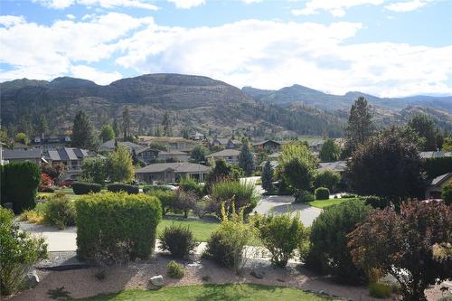 307 Sandpiper Court, Kelowna, BC - Outdoor With View