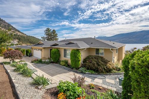 5247 Sutherland Road, Peachland, BC - Outdoor