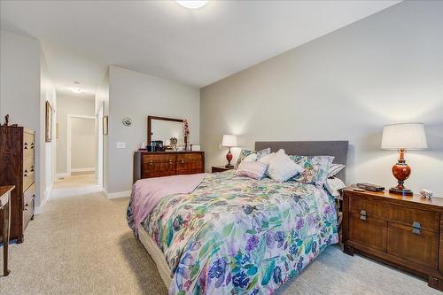 3407 Ironwood Drive, West Kelowna, BC - Indoor Photo Showing Bedroom