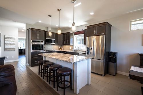 34-2444 York Avenue, Armstrong, BC - Indoor Photo Showing Kitchen With Upgraded Kitchen