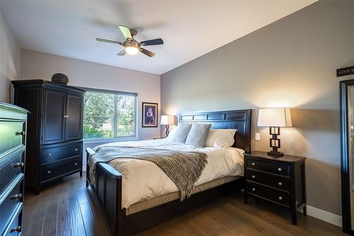 34-2444 York Avenue, Armstrong, BC - Indoor Photo Showing Bedroom