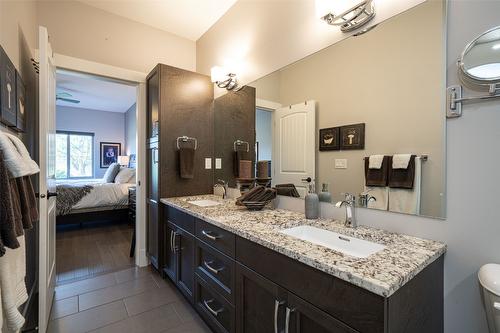 34-2444 York Avenue, Armstrong, BC - Indoor Photo Showing Bathroom