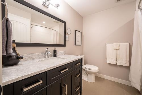 34-2444 York Avenue, Armstrong, BC - Indoor Photo Showing Bathroom