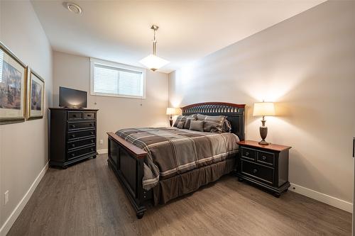 34-2444 York Avenue, Armstrong, BC - Indoor Photo Showing Bedroom