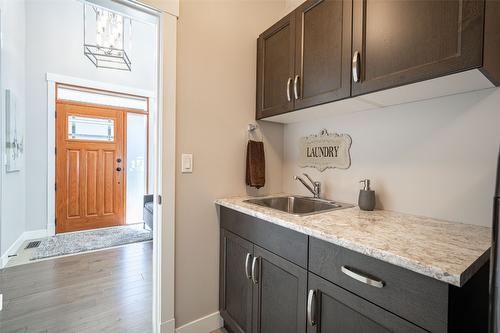 34-2444 York Avenue, Armstrong, BC - Indoor Photo Showing Kitchen