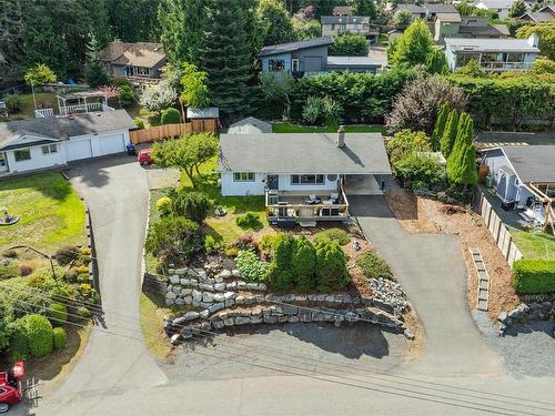 1074 Centre Cres, Qualicum Beach, BC 