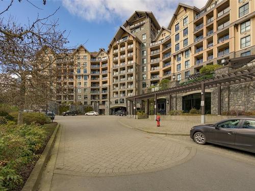 405-1400 Lynburne Pl, Langford, BC - Outdoor With Facade