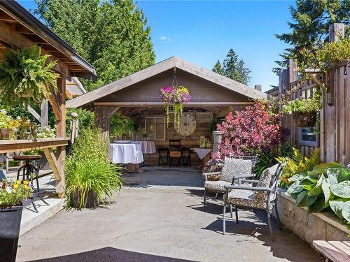 219 Hoylake Rd East, Qualicum Beach, BC 