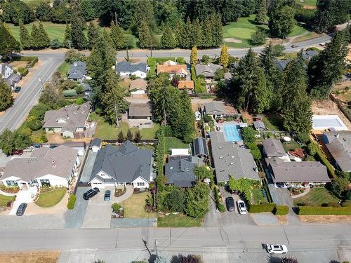 219 Hoylake Rd East, Qualicum Beach, BC 