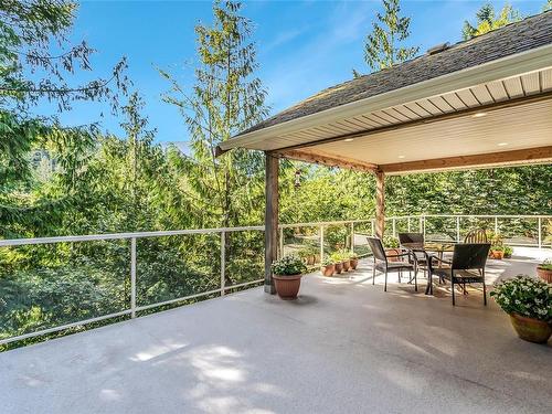 1680 Abbey Rd, Qualicum Beach, BC 