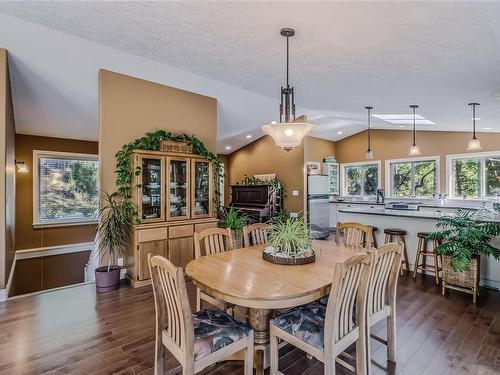 1680 Abbey Rd, Qualicum Beach, BC 