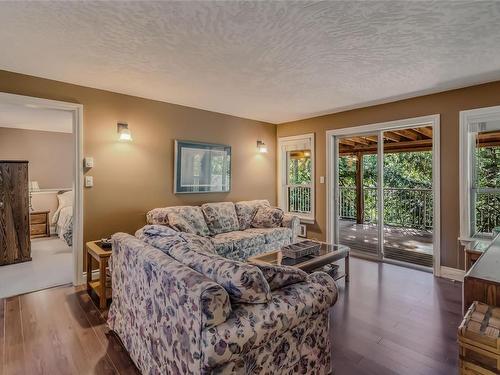 1680 Abbey Rd, Qualicum Beach, BC 