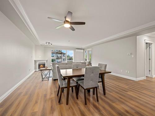 536-3666 Royal Vista Way, Courtenay, BC - Indoor Photo Showing Dining Room