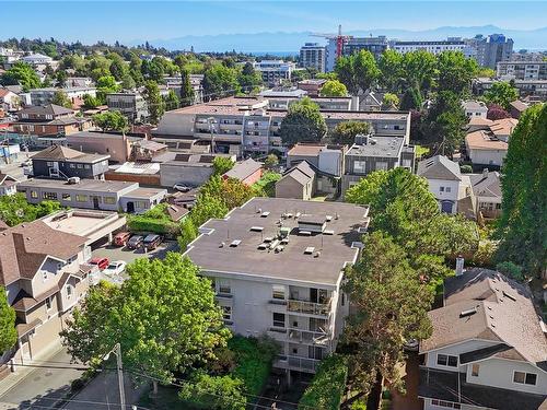 201-1039 Caledonia Ave, Victoria, BC - Outdoor With View