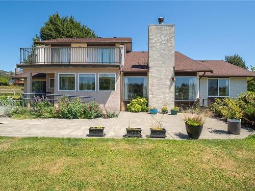 4220 Blenkinsop Rd, Saanich, BC 