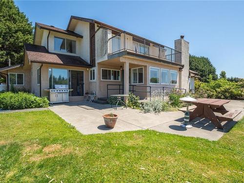 4220 Blenkinsop Rd, Saanich, BC 