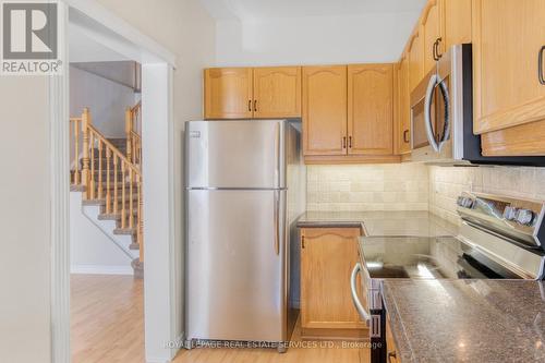 2294 Dalebrook Drive, Oakville (Uptown Core), ON - Indoor Photo Showing Kitchen