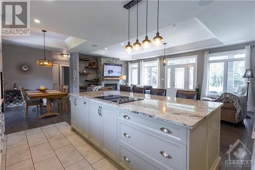 2070 8Th Line Road, Ottawa, ON - Indoor Photo Showing Kitchen