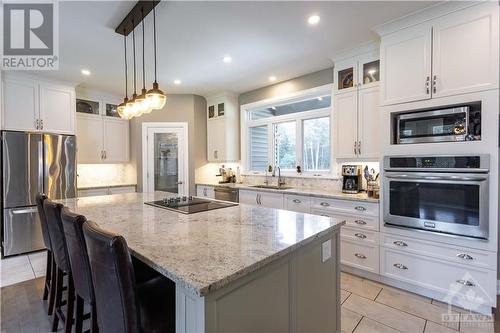 2070 8Th Line Road, Ottawa, ON - Indoor Photo Showing Kitchen With Upgraded Kitchen