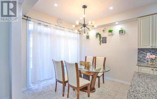 312 Bedrock Drive E, Hamilton, ON - Indoor Photo Showing Dining Room