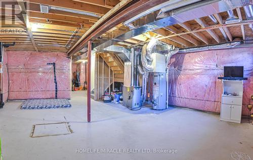 312 Bedrock Drive E, Hamilton, ON - Indoor Photo Showing Basement