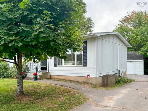 6068 12 Highway, North Alton, NS 