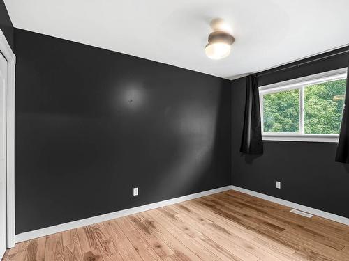 2678 Qu'Appelle Blvd, Kamloops, BC - Indoor Photo Showing Other Room