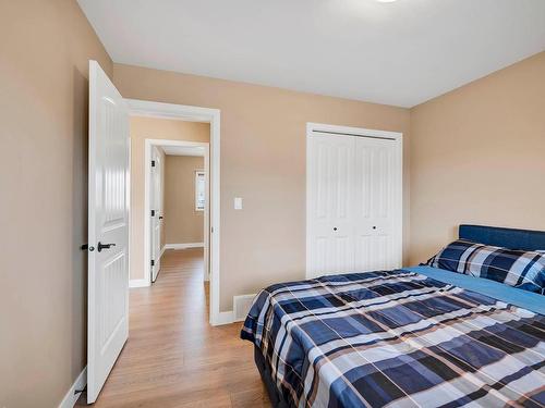 1036 Quails Roost Crt, Kamloops, BC - Indoor Photo Showing Bedroom