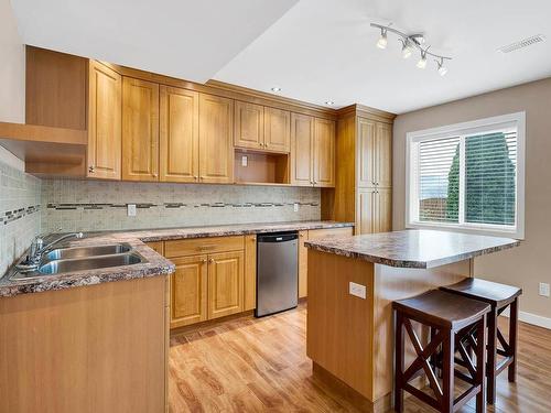 1036 Quails Roost Crt, Kamloops, BC - Indoor Photo Showing Kitchen With Double Sink