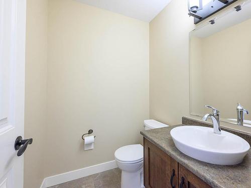 1036 Quails Roost Crt, Kamloops, BC - Indoor Photo Showing Bathroom