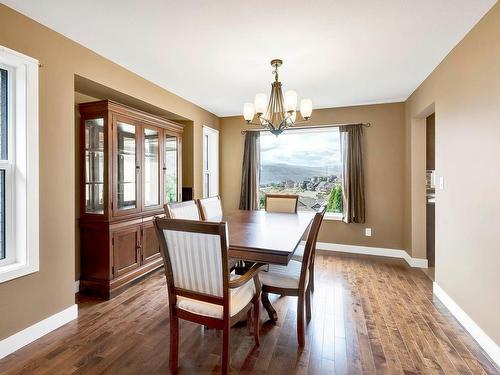 1036 Quails Roost Crt, Kamloops, BC - Indoor Photo Showing Dining Room