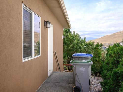 1036 Quails Roost Crt, Kamloops, BC - Outdoor With Exterior