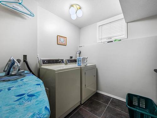 309 Gleneagles Drive, Kamloops, BC - Indoor Photo Showing Laundry Room