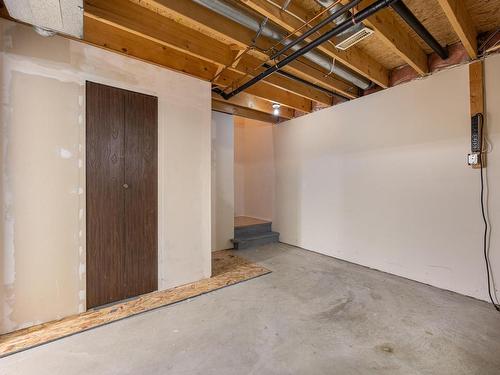 6712 Pinecrest Drive, Kamloops, BC - Indoor Photo Showing Basement