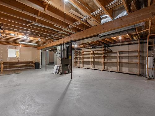 6712 Pinecrest Drive, Kamloops, BC - Indoor Photo Showing Basement