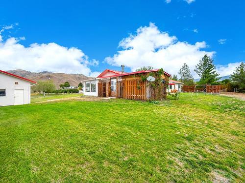 6712 Pinecrest Drive, Kamloops, BC - Outdoor