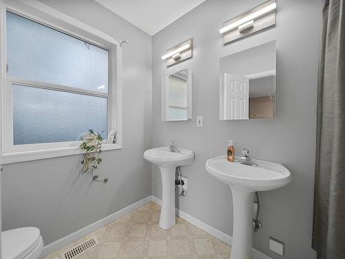 2277 Schindler Cres, Merritt, BC - Indoor Photo Showing Bathroom