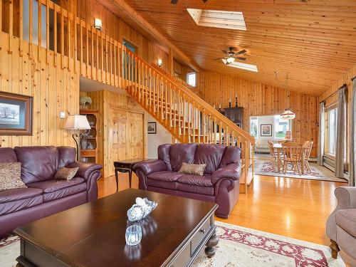 8816 East Bay Highway, Middle Cape, NS 