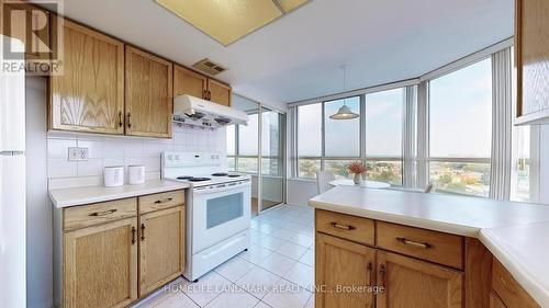 1405 - 30 Thunder Grove, Toronto, ON - Indoor Photo Showing Kitchen