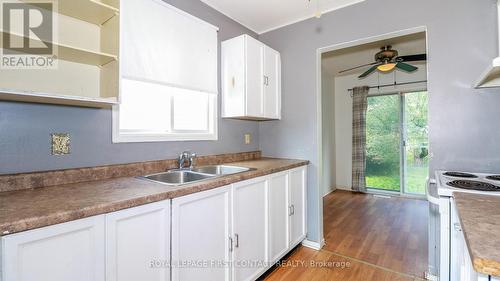 50 Patton Road, Barrie, ON - Indoor Photo Showing Kitchen With Double Sink